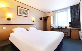 The Raceby Hotel, Doncaster South Yorkshire, Part Of The Ag Collection